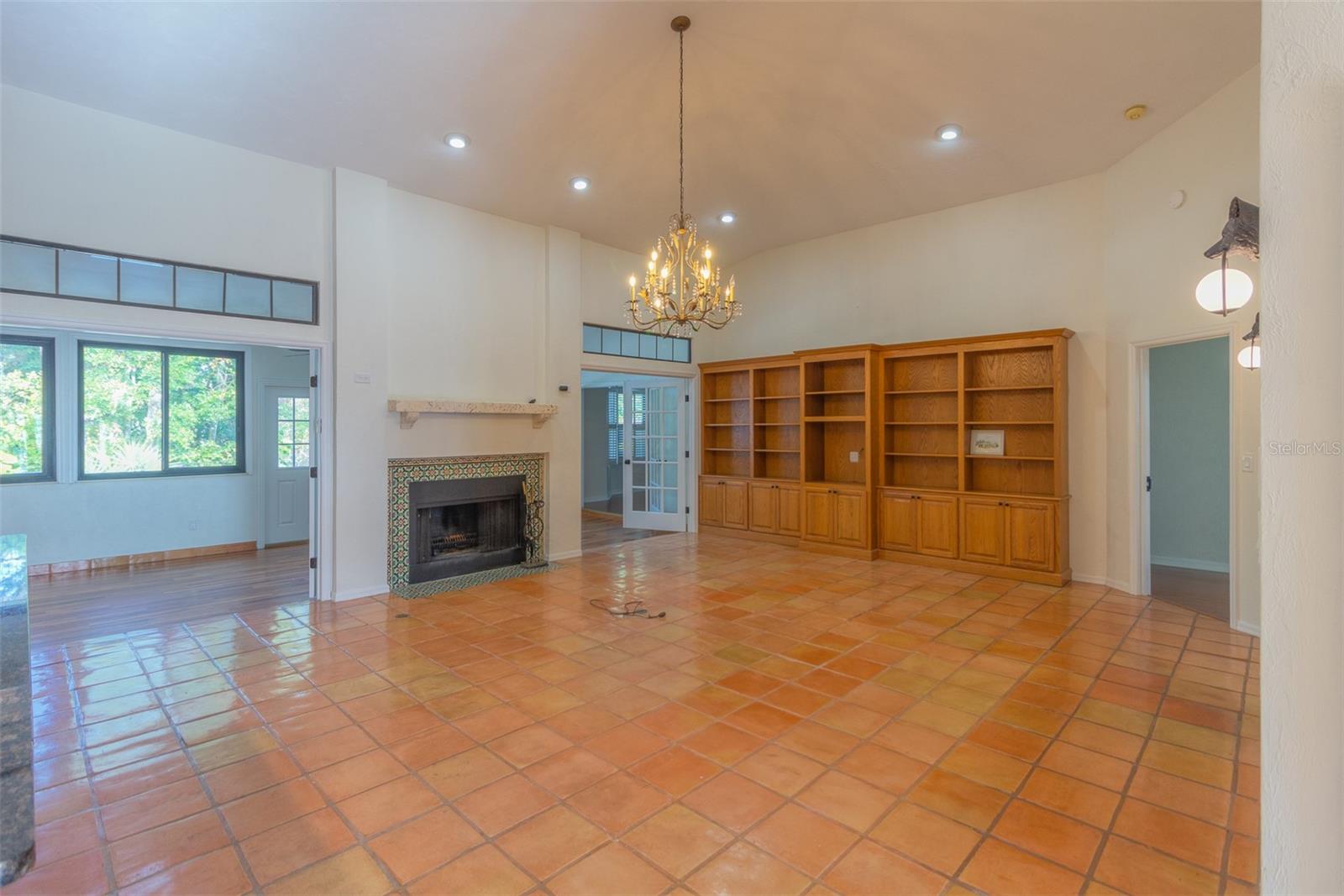 1839 Spruce Creek Blvd Property Photo 7