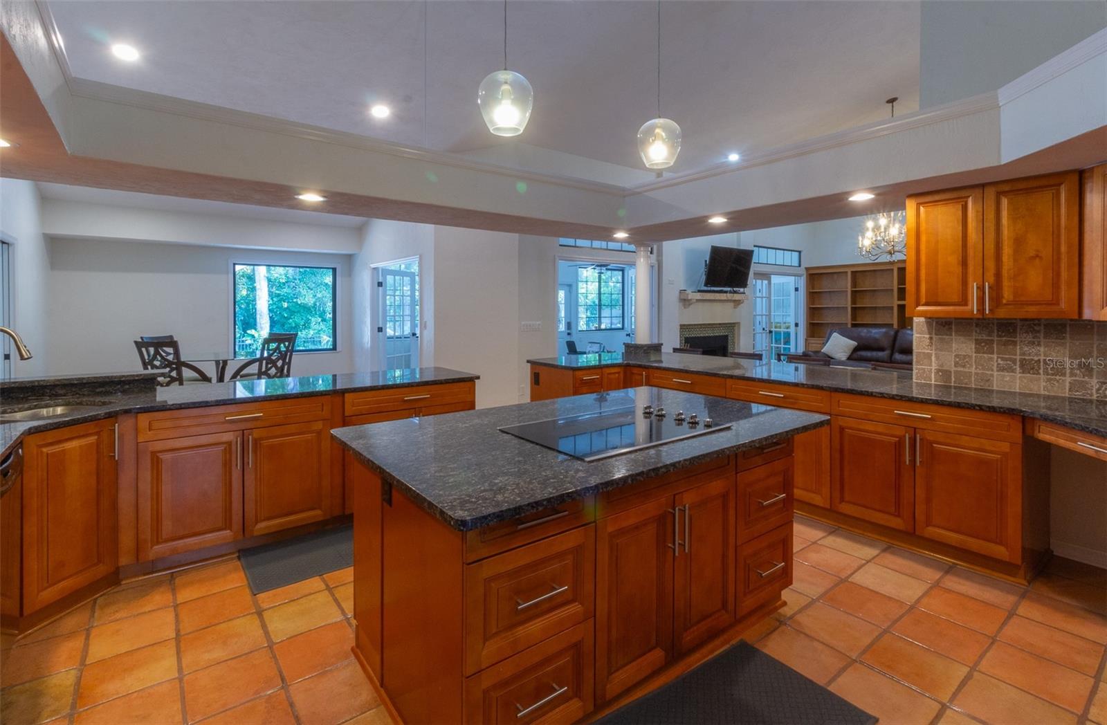 1839 Spruce Creek Blvd Property Photo 16