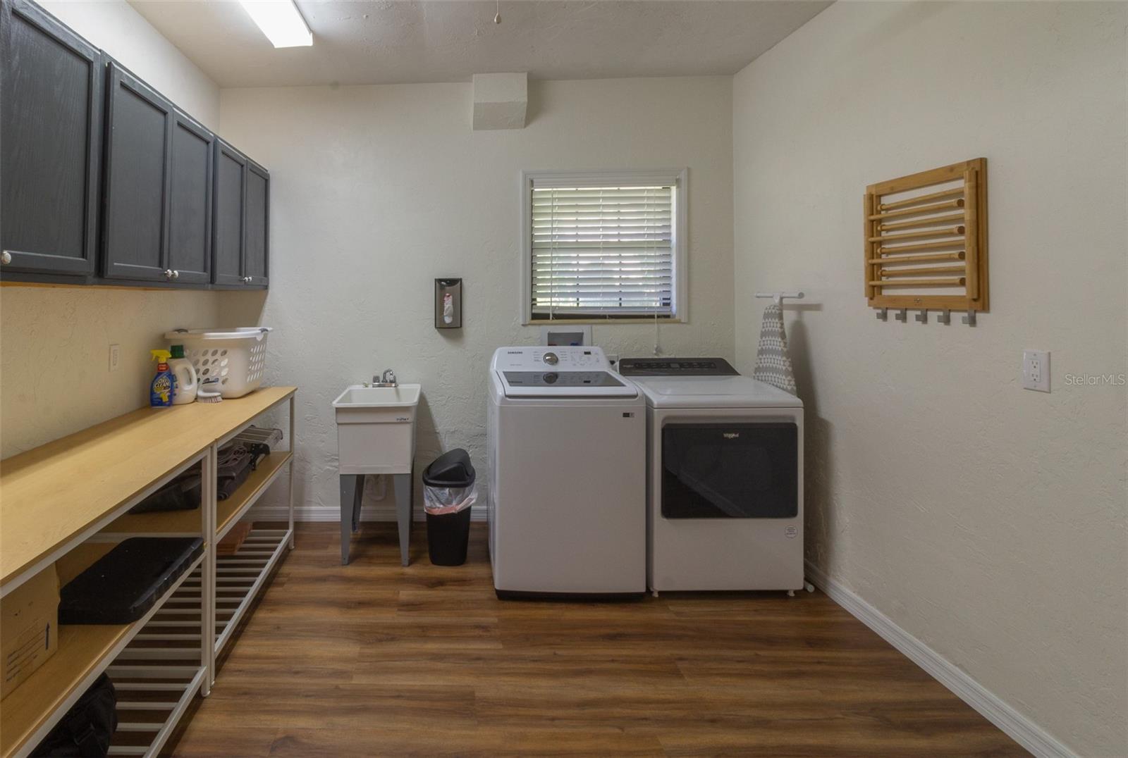 1839 Spruce Creek Blvd Property Photo 28