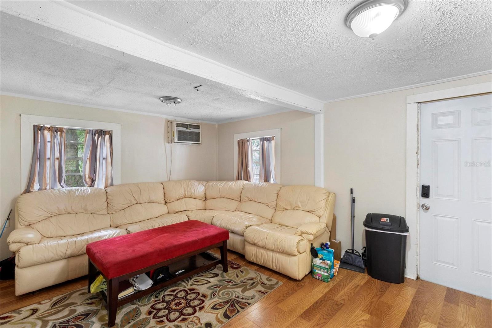 409 W Beresford Ave Property Photo 20