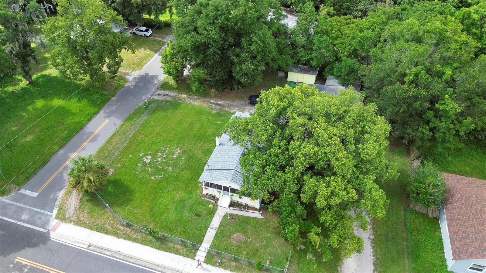 409 W Beresford Ave Property Photo 29