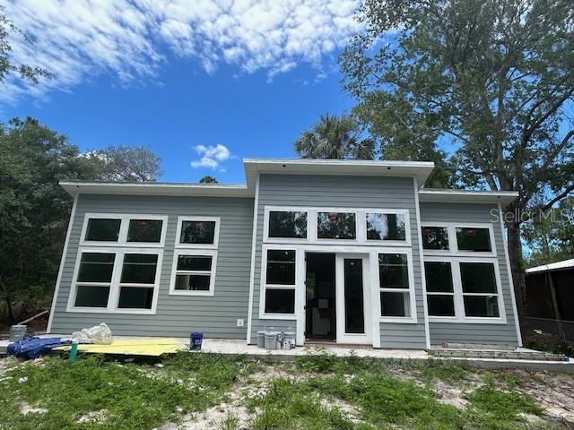 225 Gardenia Ave Property Photo 1