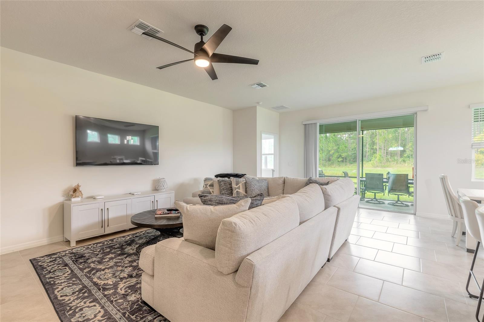 5 Fox Lair Ct Property Photo 9