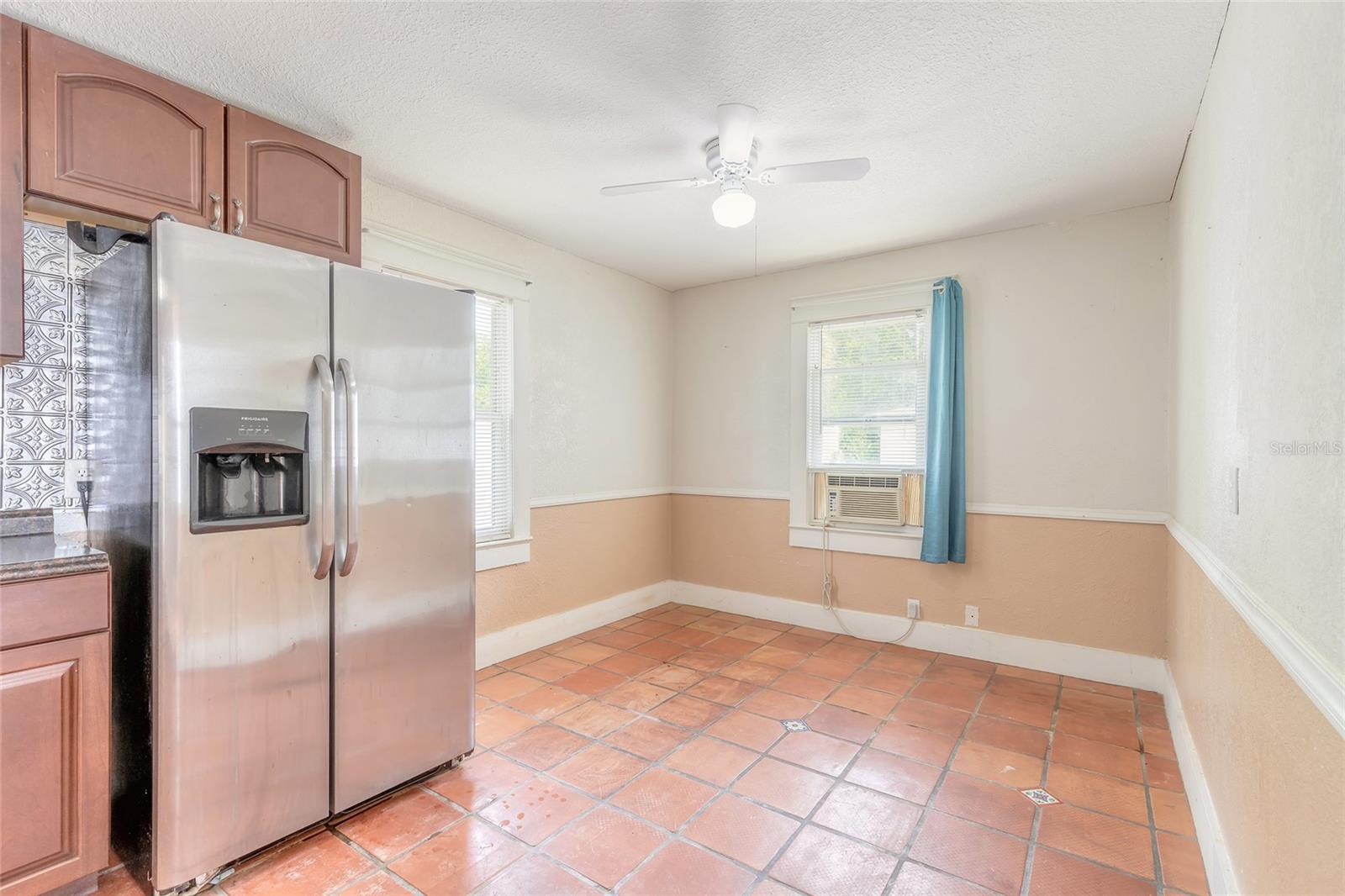 724 N Oleander Ave Property Photo 20