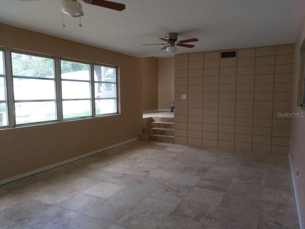 724 N Oleander Ave Property Photo 39