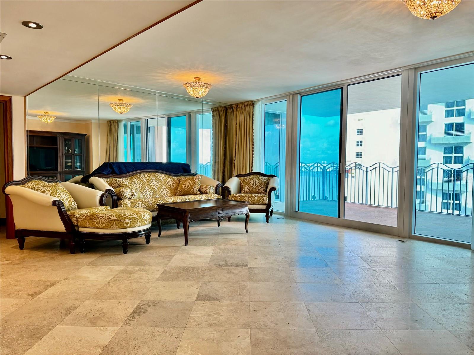 1500 Ocean Dr #905 Property Photo 7