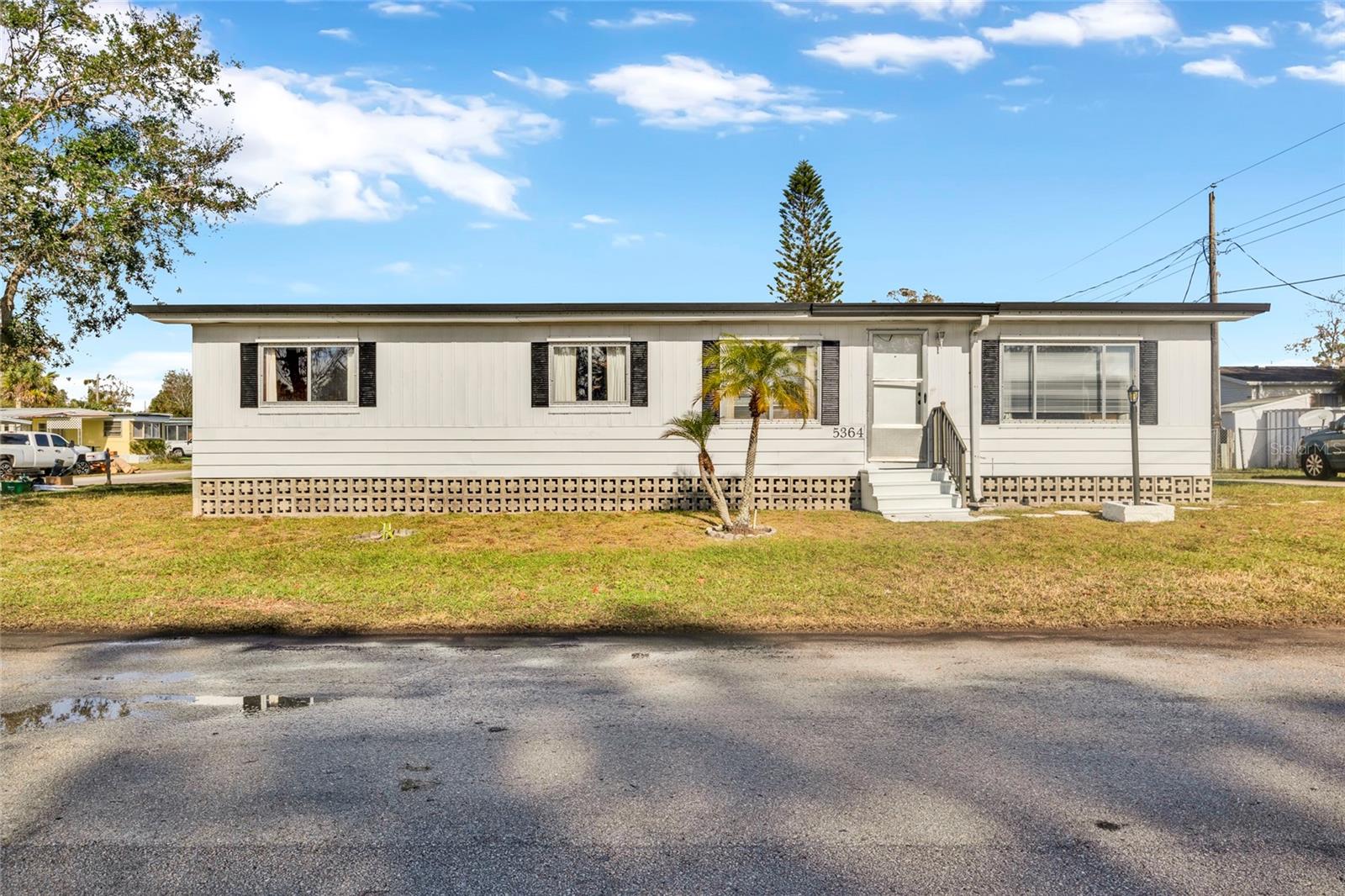 5364 Christiancy Ave Property Photo