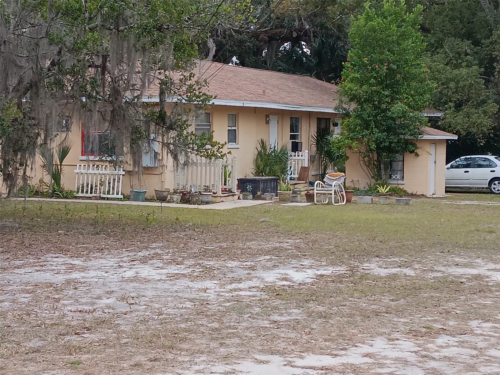 124 S Charles Richard Beall Blvd Property Photo 10