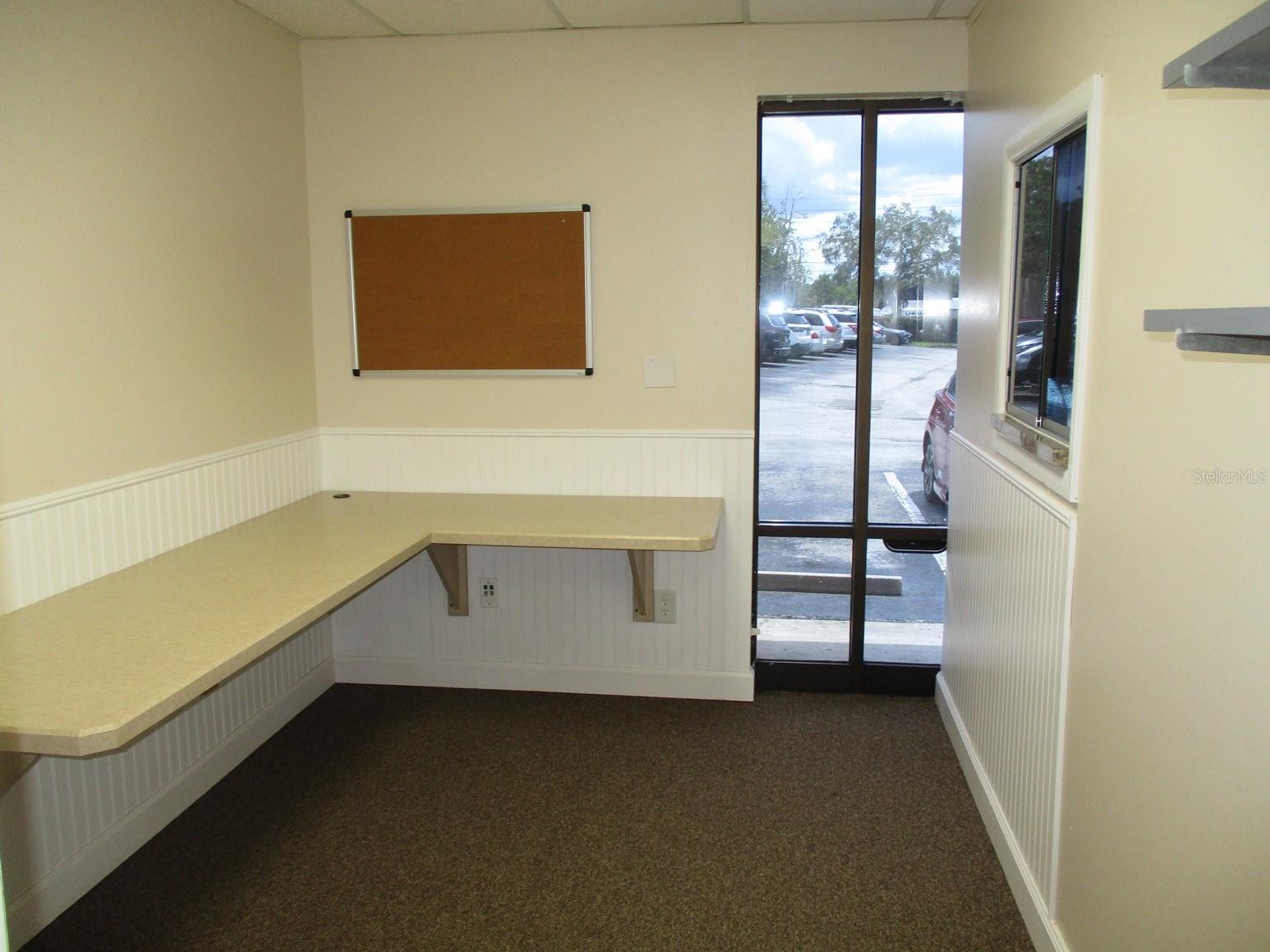2425 S Volusia Ave #b1 Property Photo 5