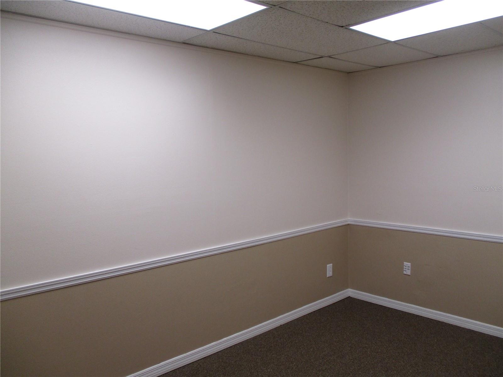 2425 S Volusia Ave #b1 Property Photo 7