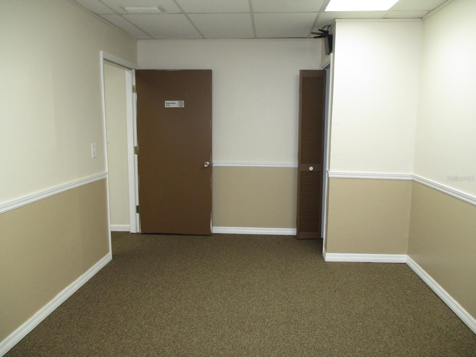 2425 S Volusia Ave #b1 Property Photo 10