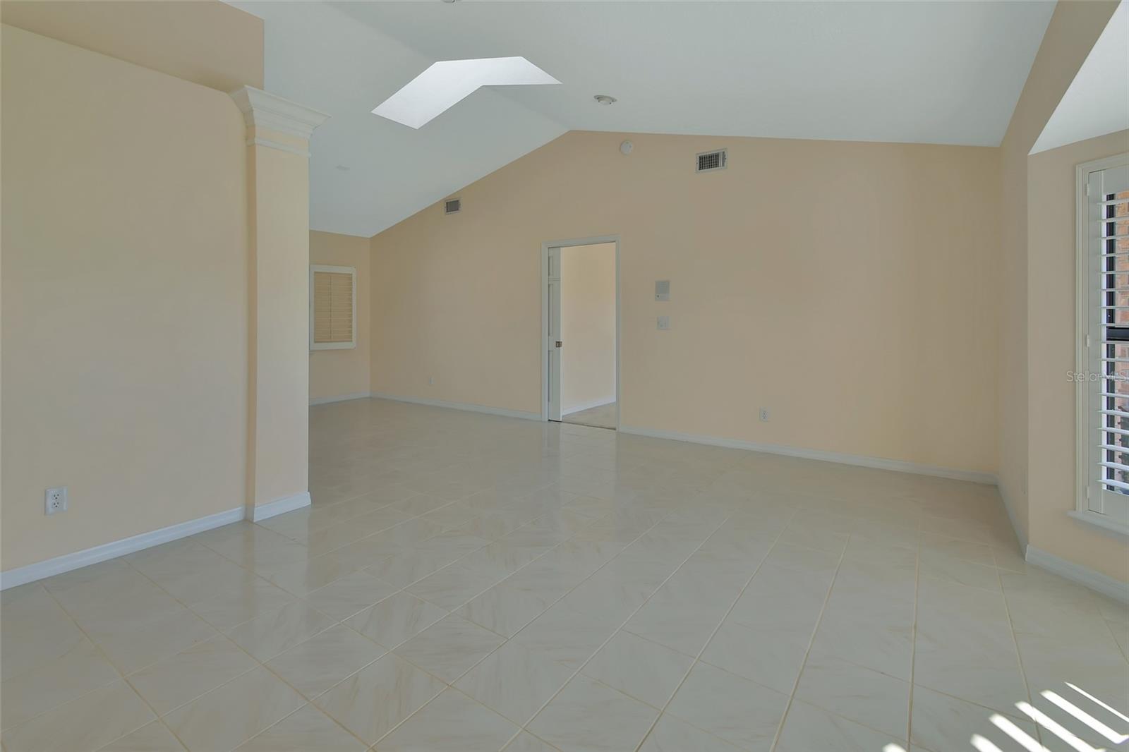 2075 Little Farms Ct Property Photo 7