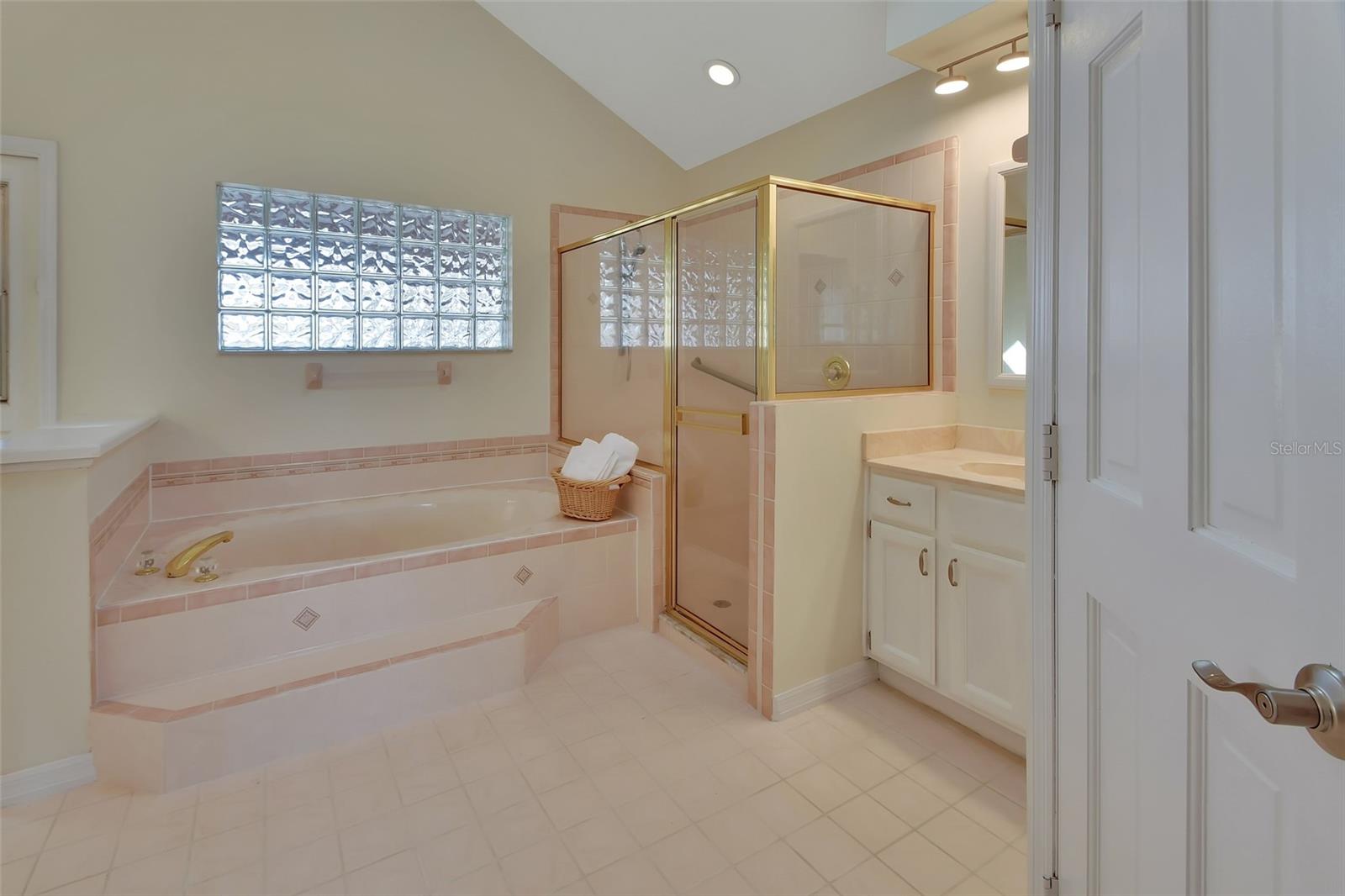 2075 Little Farms Ct Property Photo 27