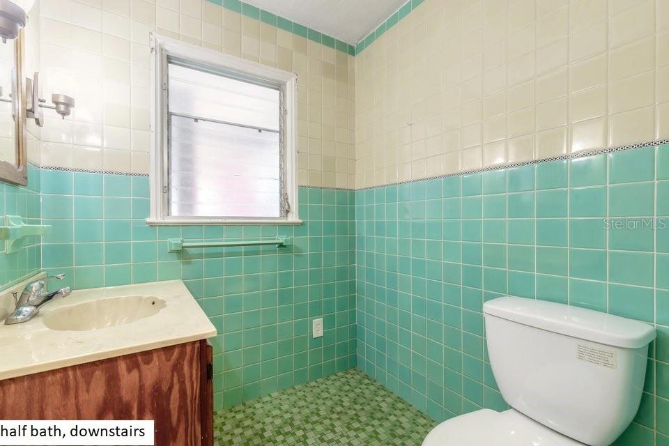 724 N Oleander Ave Property Photo 10