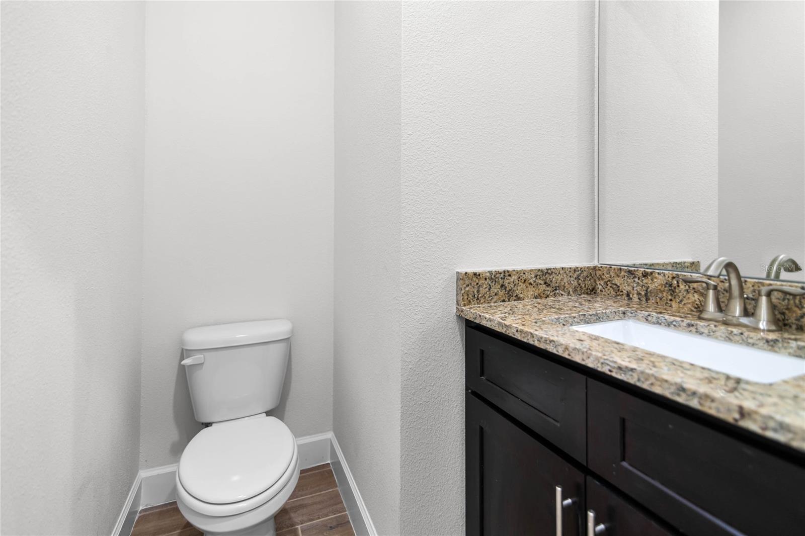 559 Coronado Cove Rd Property Photo 3