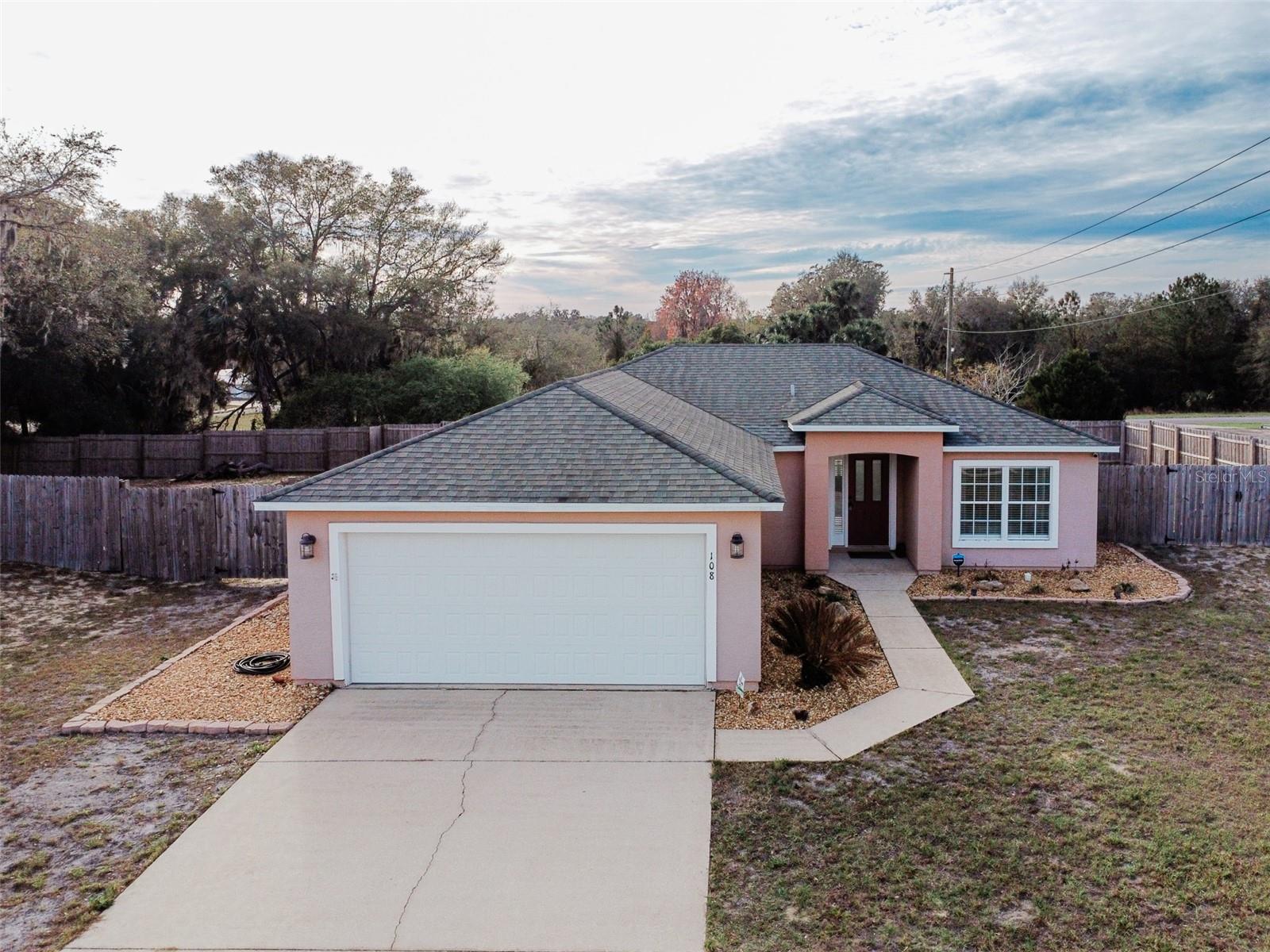 108 Village Dr Property Photo