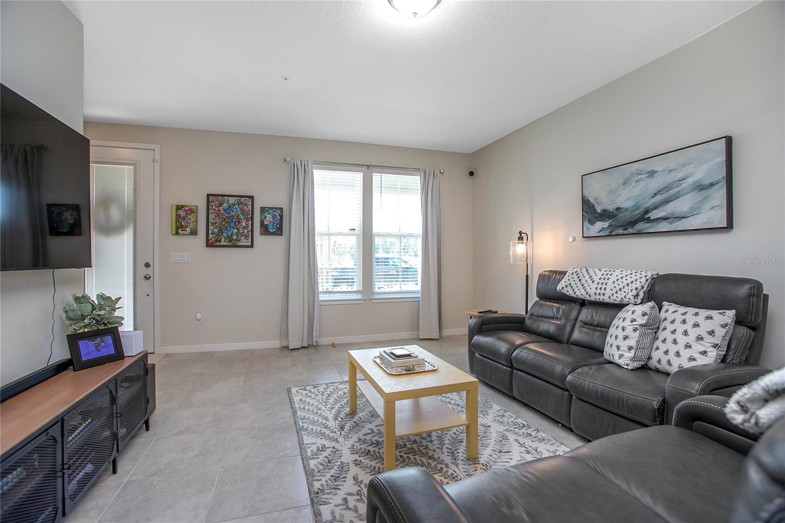 6033 Arbor Watch Loop Property Photo 3