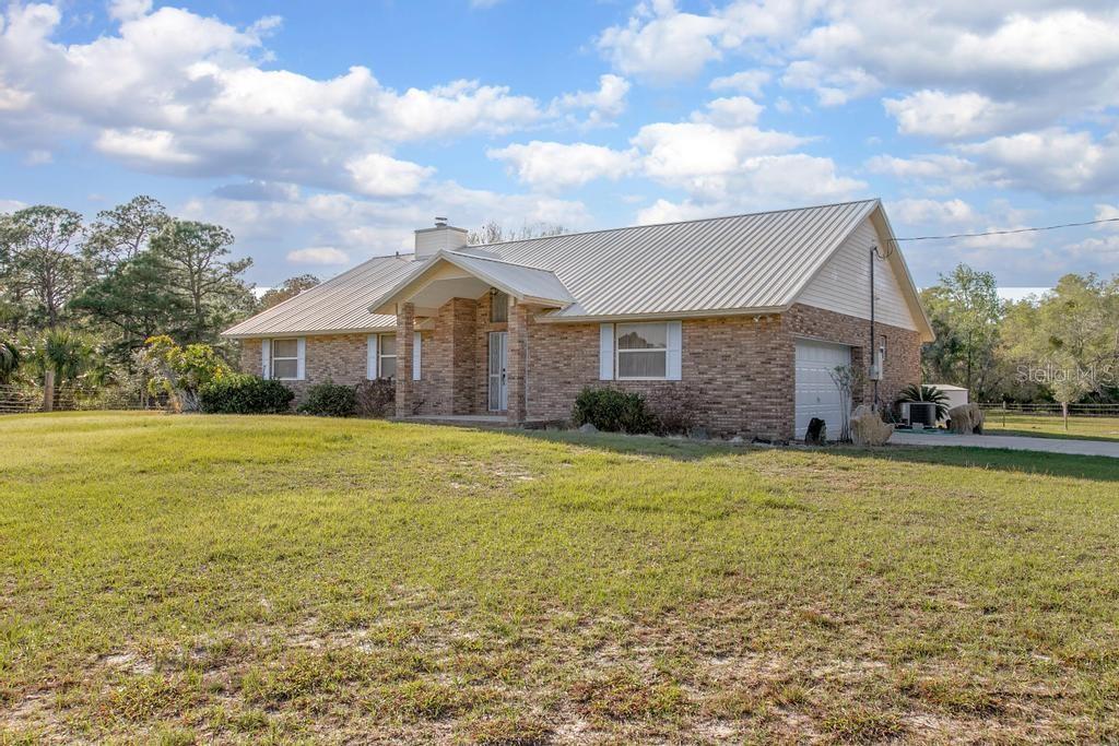 600 Tabatha Dr Property Photo