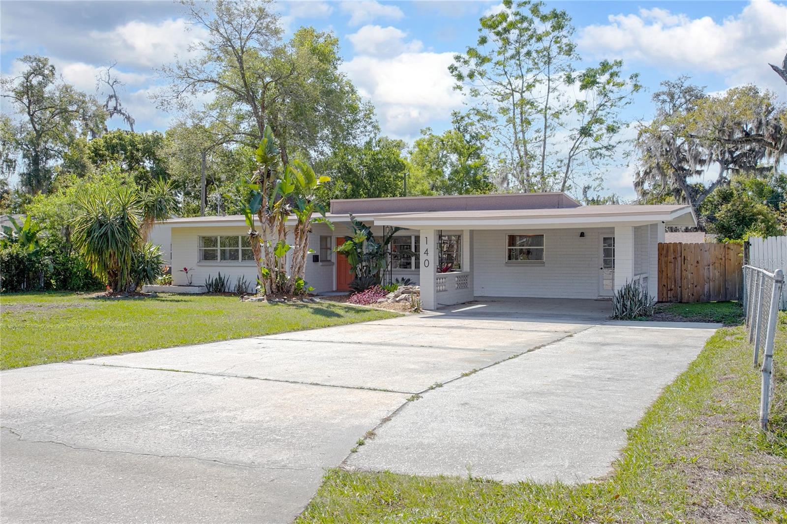 140 E Faith Ter Property Photo