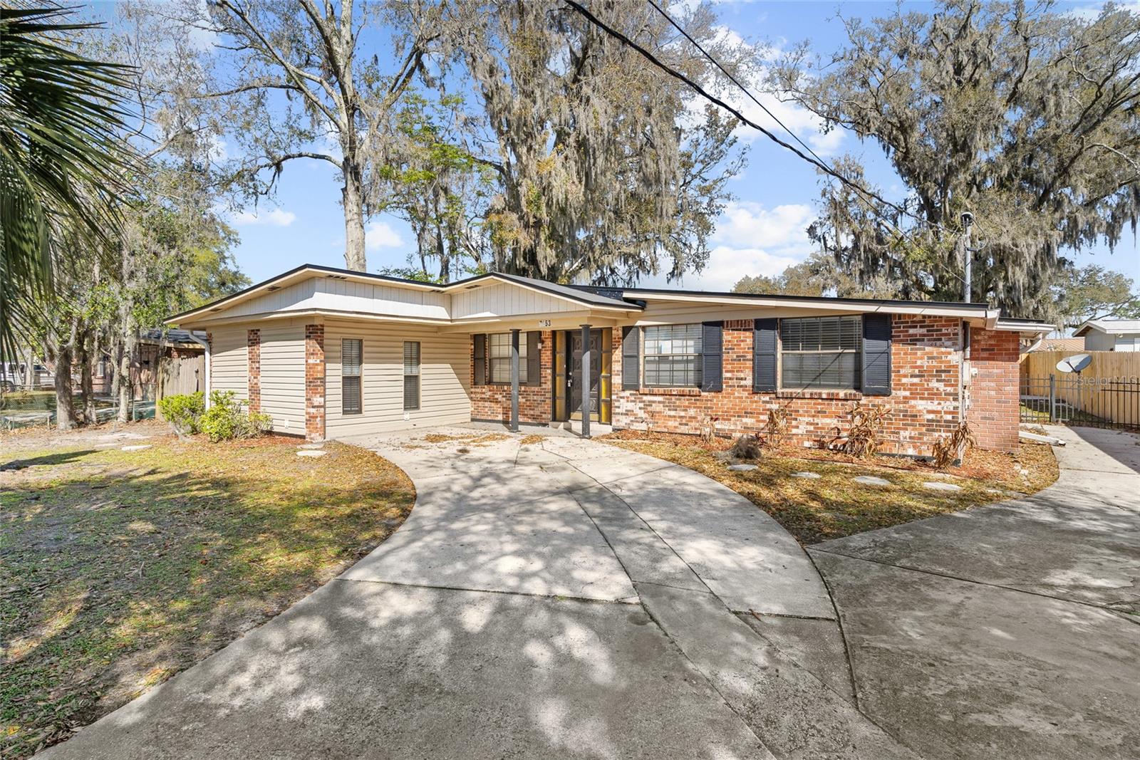7653 Rolling Hills Dr Property Photo