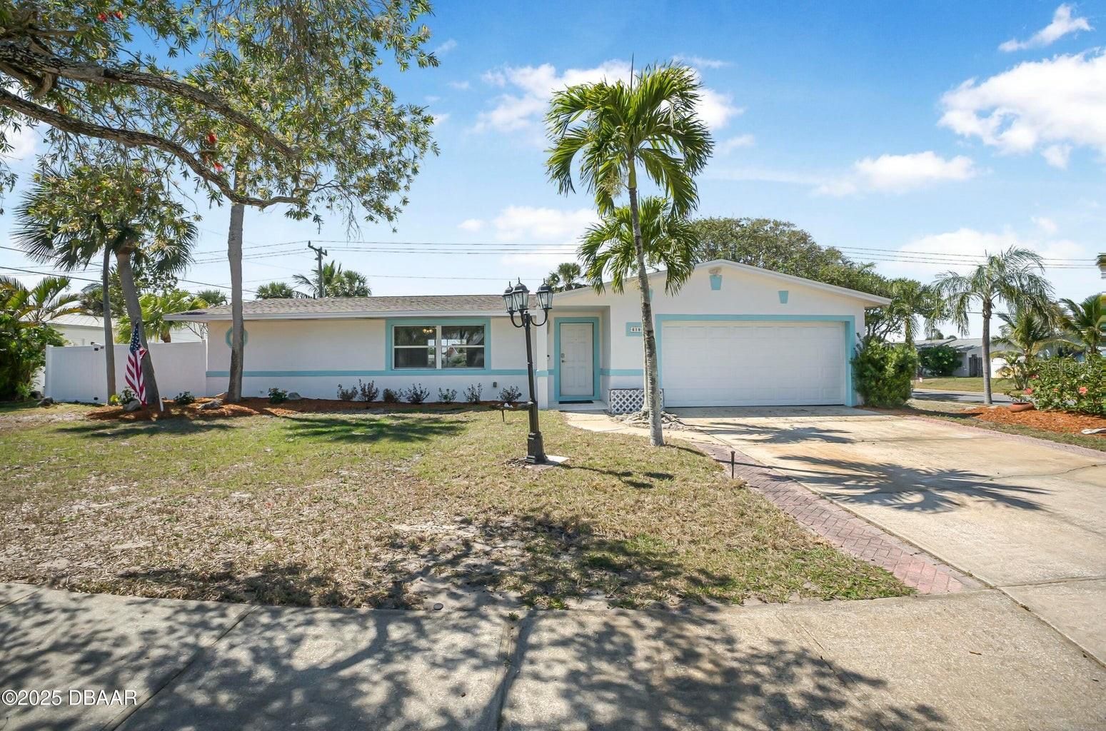 610 N Robin Way Property Photo