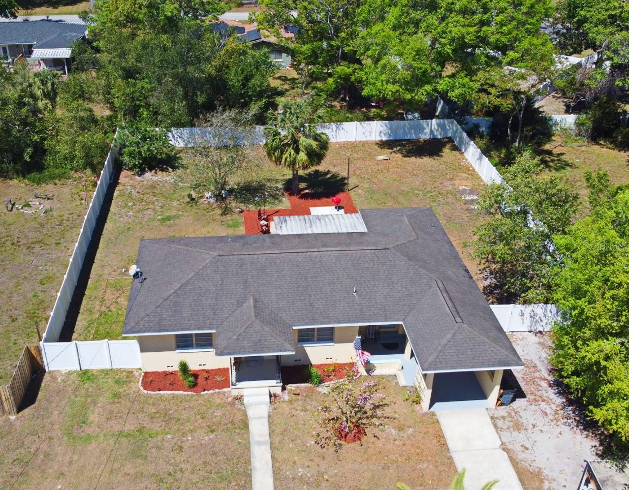 10 Lilac Dr Property Photo 1