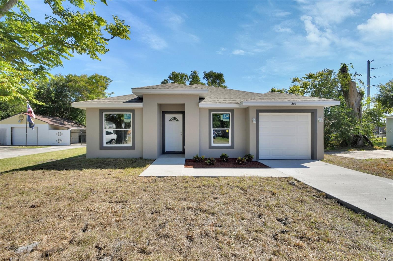 305 Fletcher Ave Property Photo