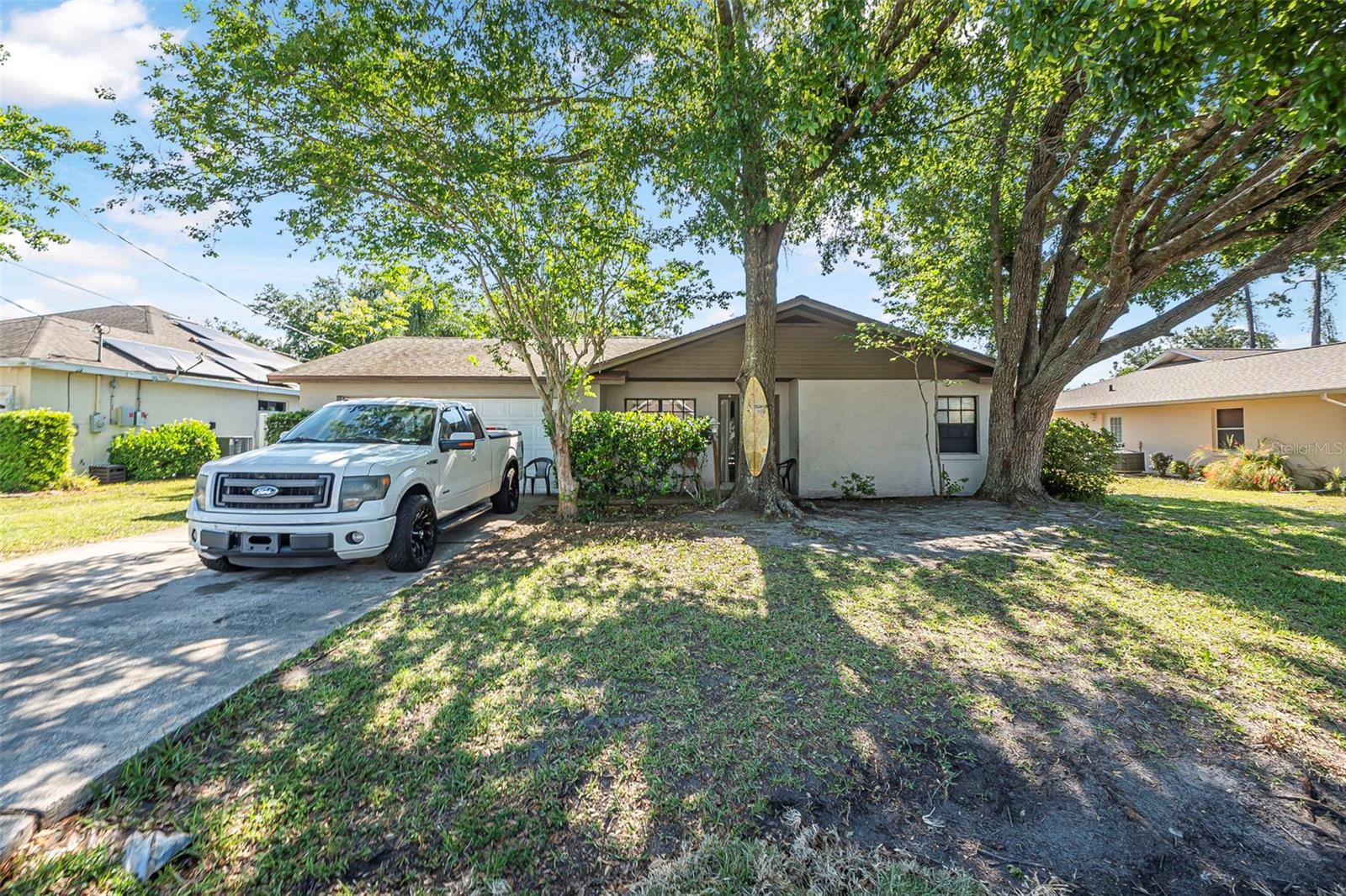 140 Westgrill Dr Property Photo