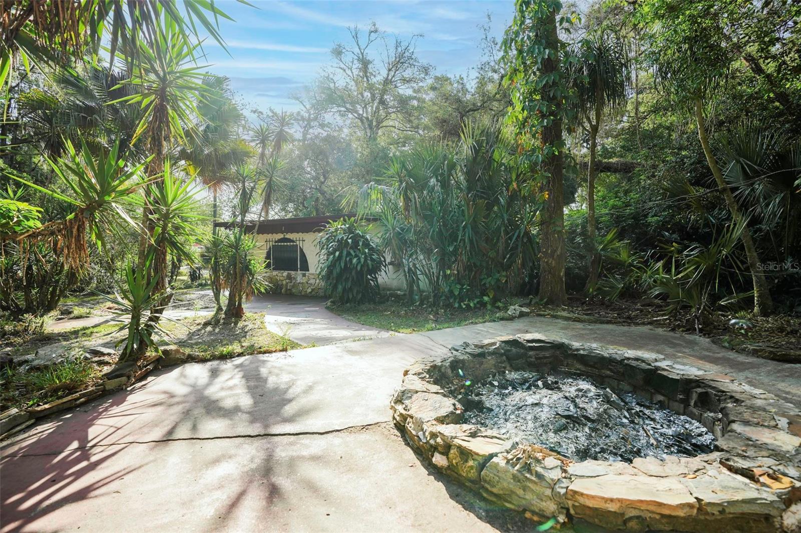 V4941760 Property Photo 37