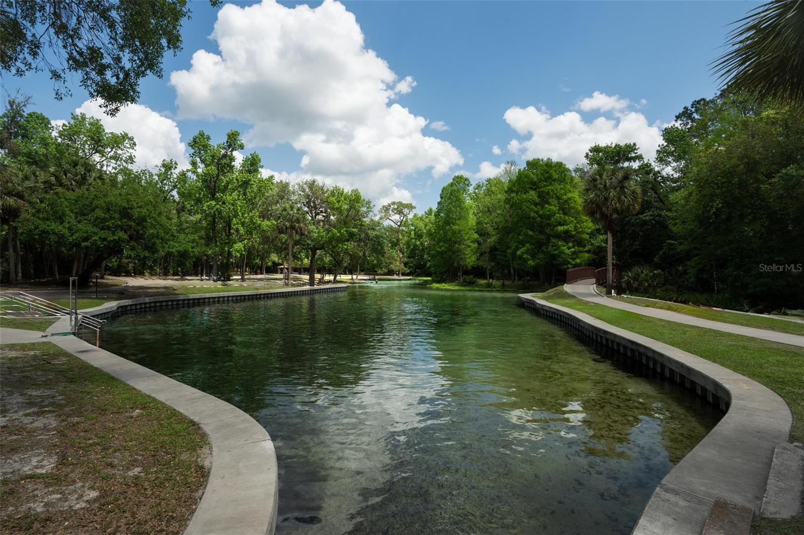 V4941760 Property Photo 45