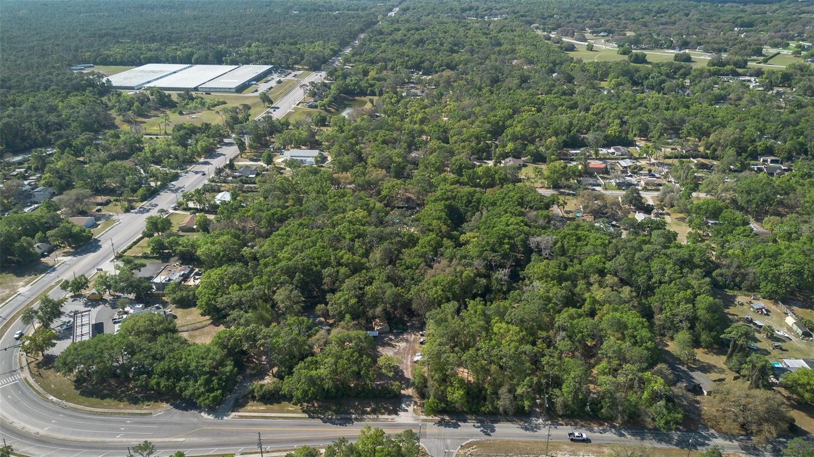 Kelly Park Rd E Property Photo 11