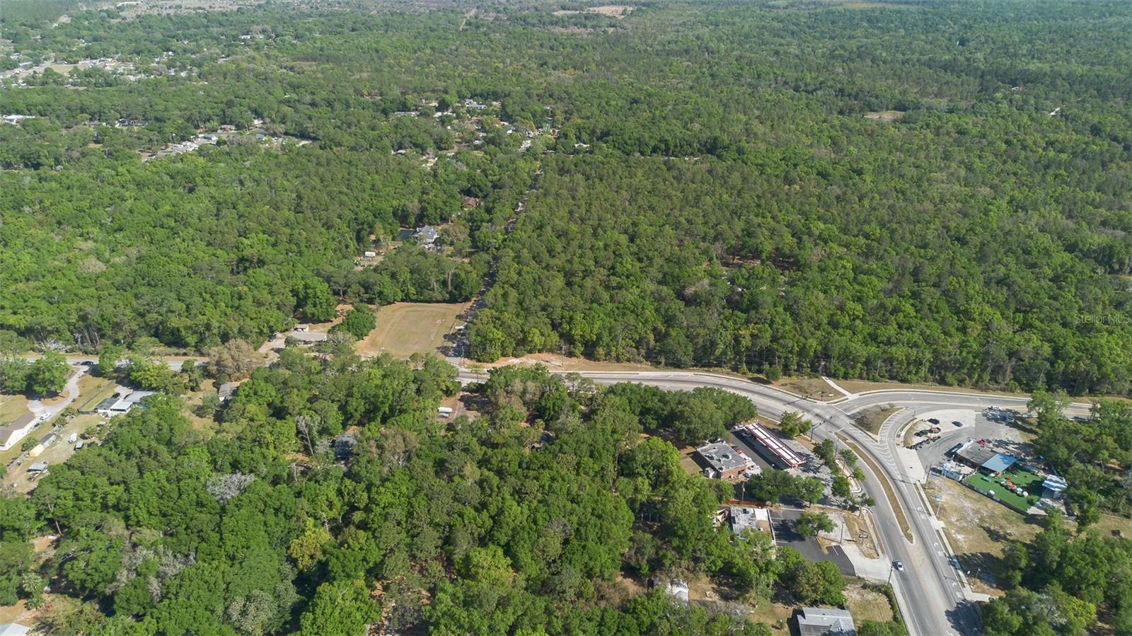 Kelly Park Rd E Property Photo 18