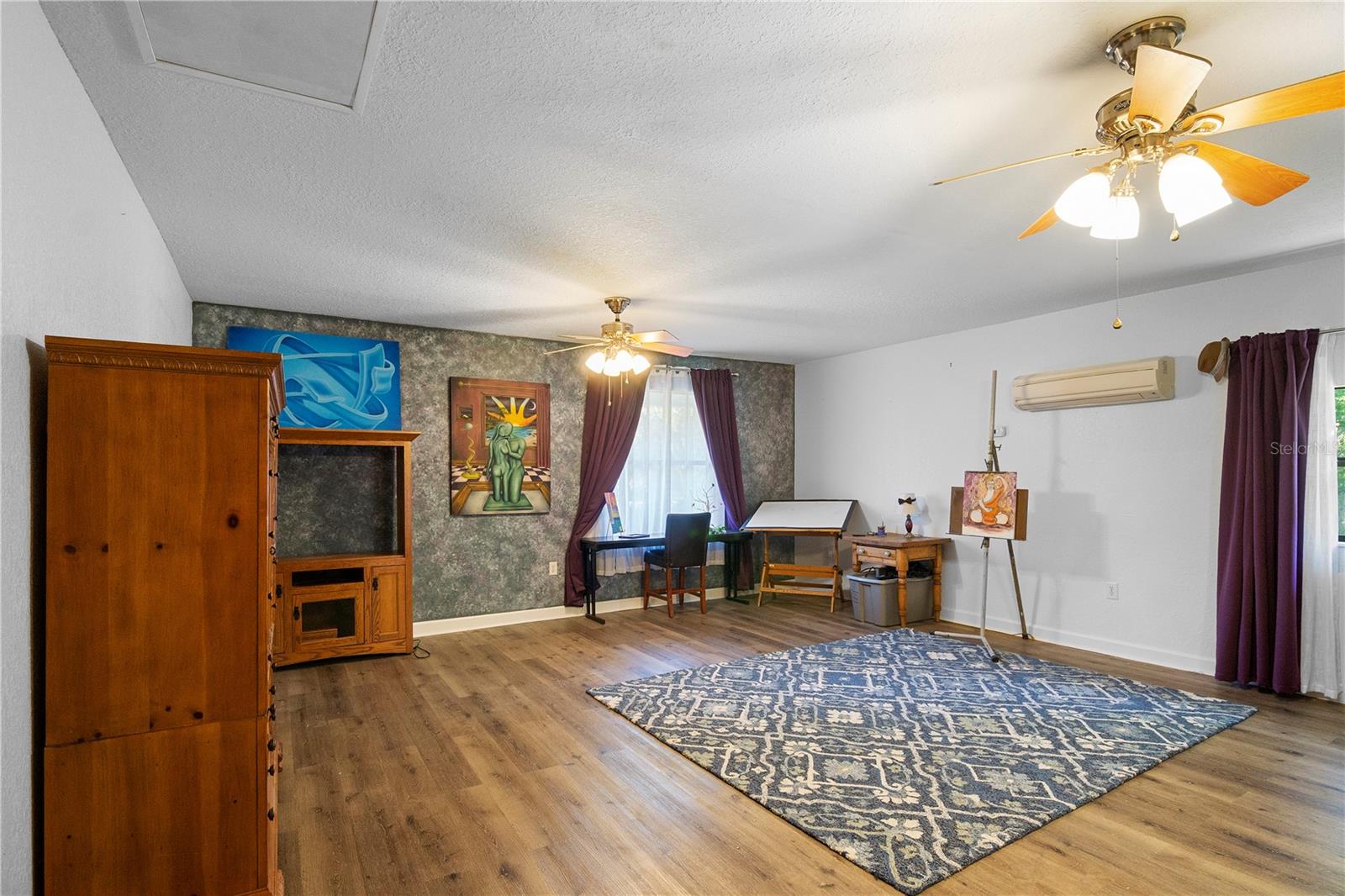 1560 S Pearl St Property Photo 58