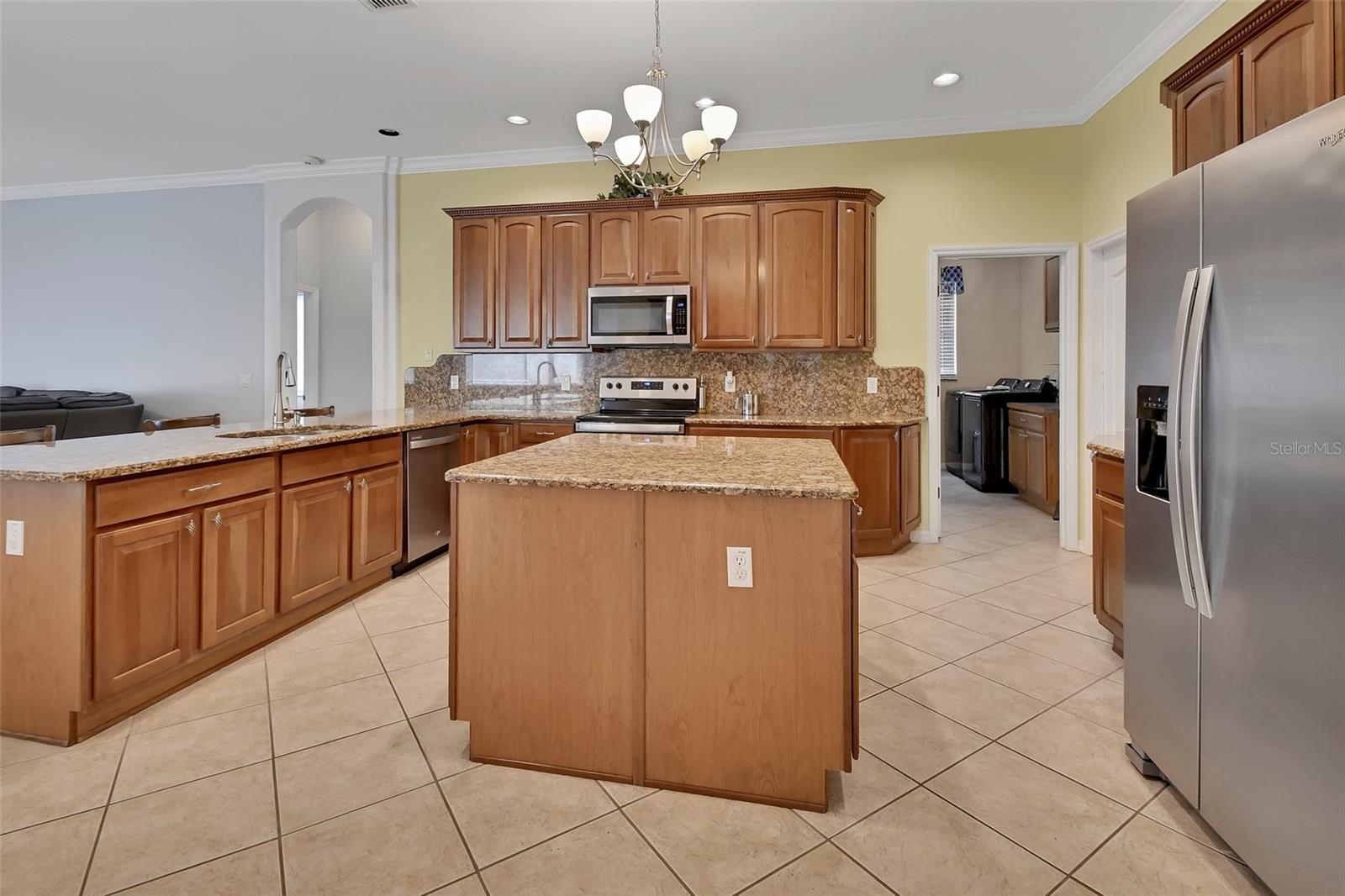 1933 Oak Estates Dr Property Photo 15