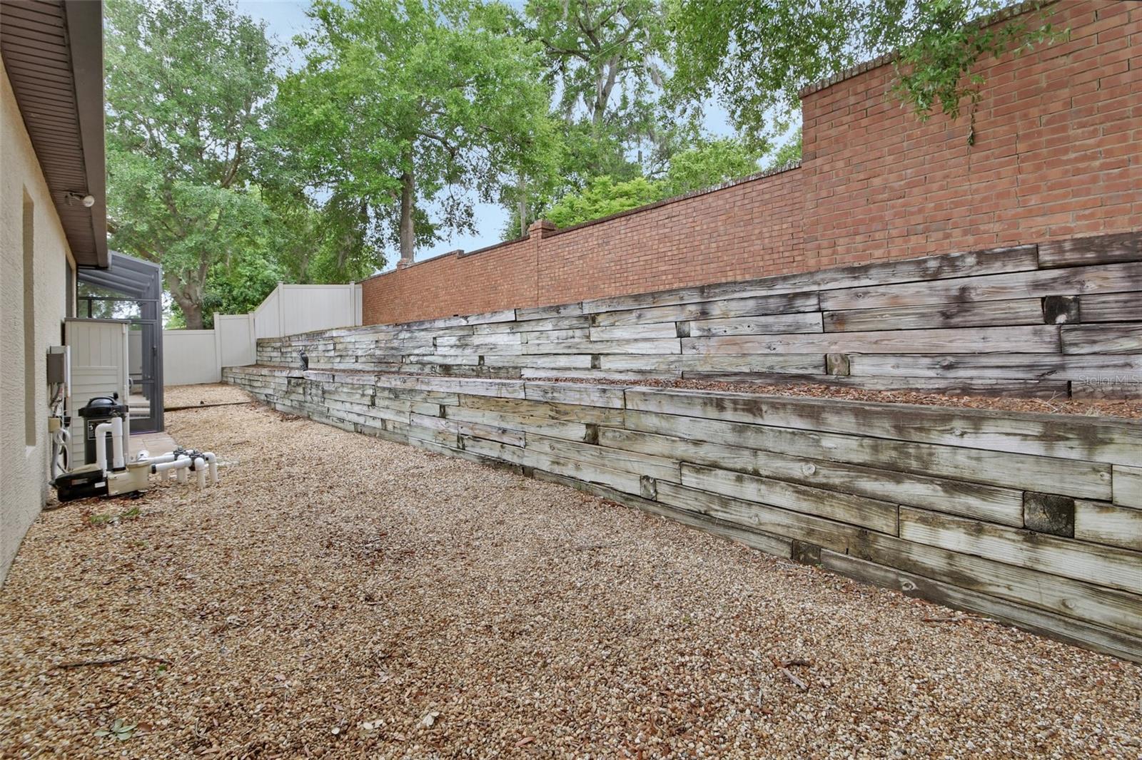 1933 Oak Estates Dr Property Photo 44