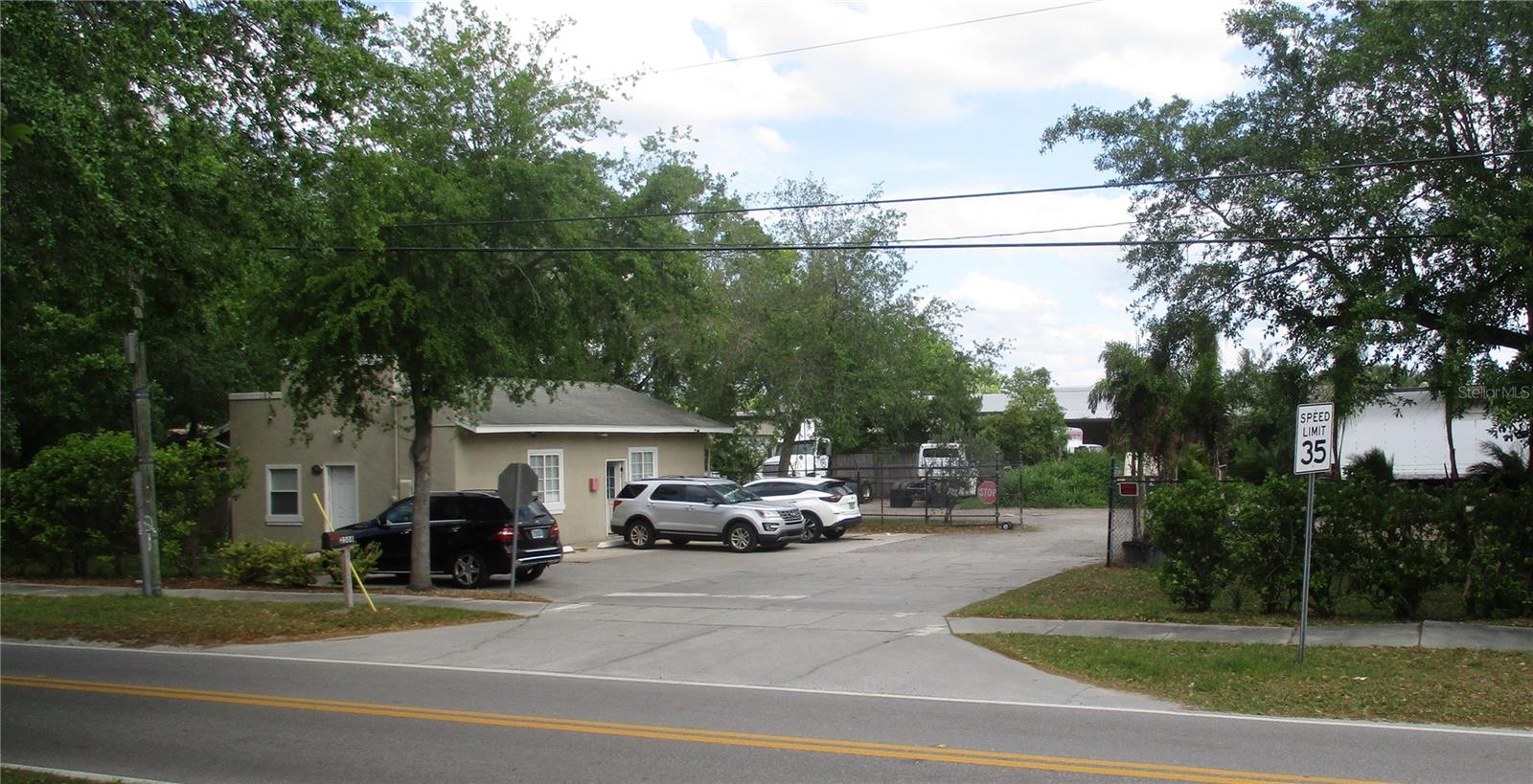 2508 Country Club Rd Property Photo 1