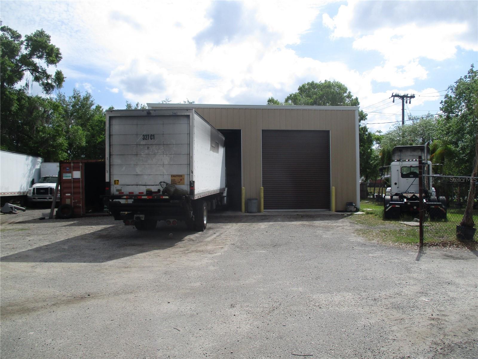 2508 Country Club Rd Property Photo 6