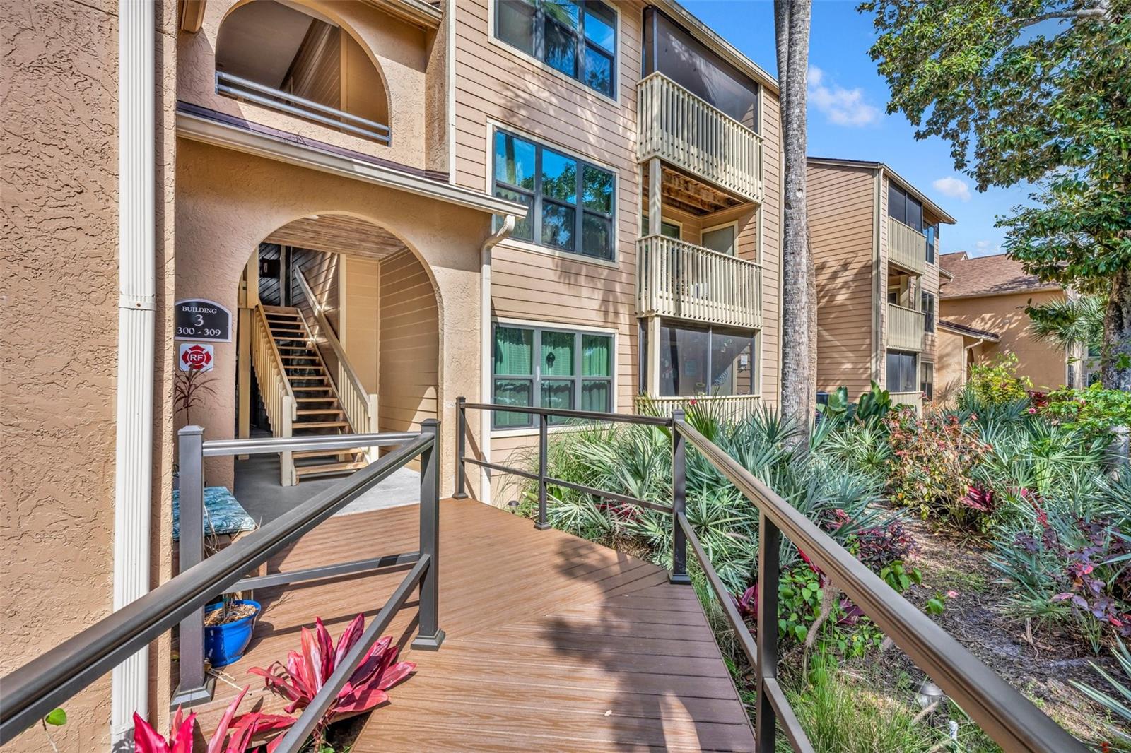 1401 S Palmetto Ave #300 Property Photo