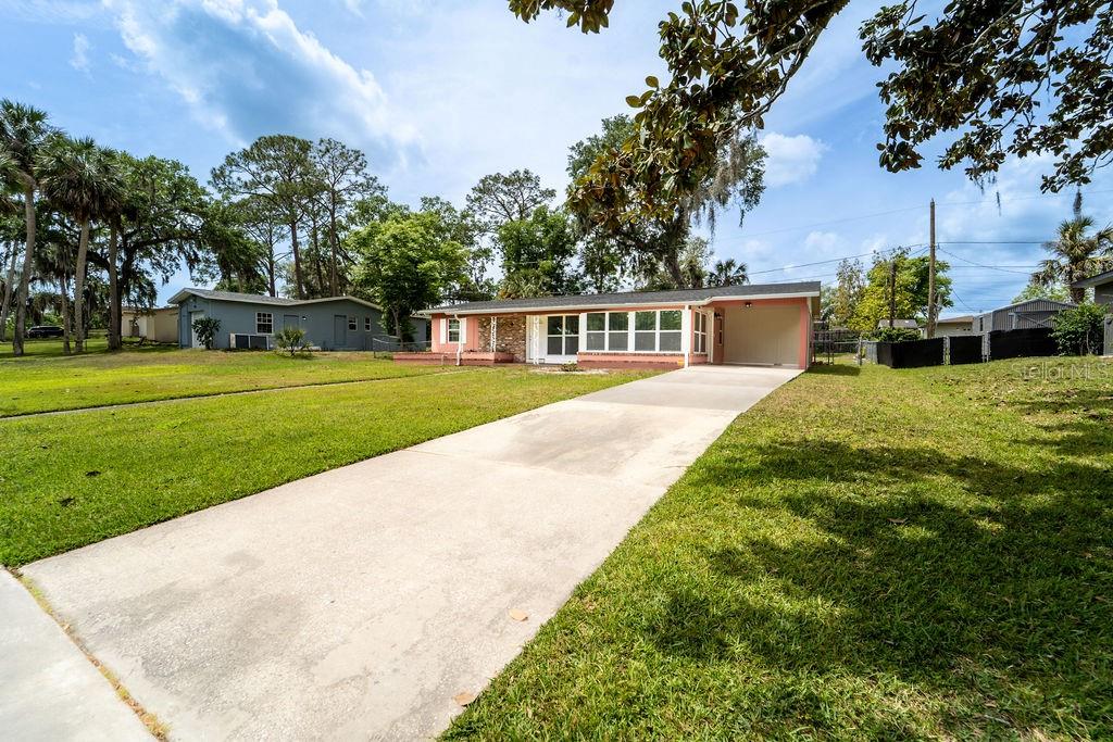 1160 Fountainhead Dr Property Photo