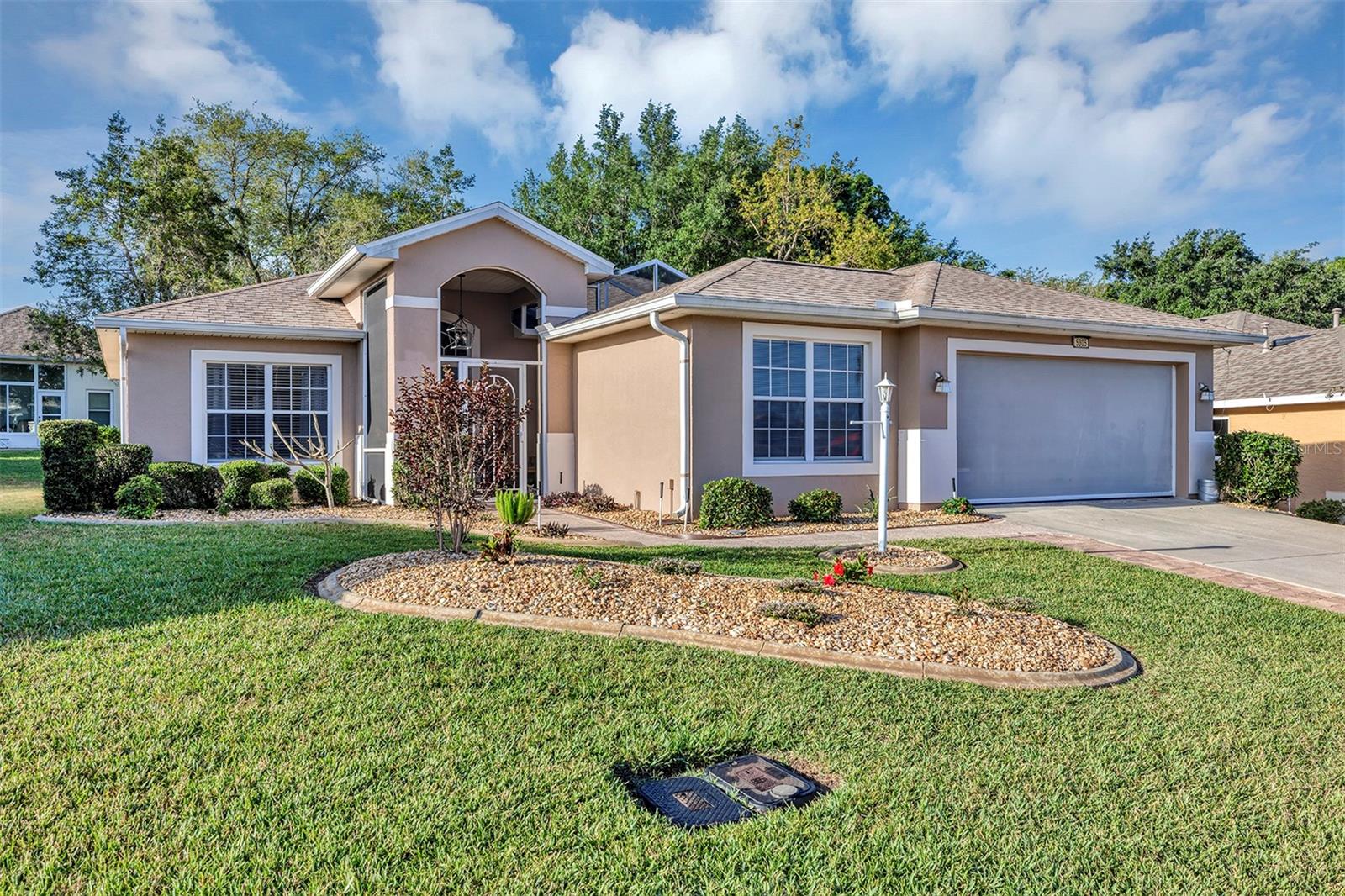 5305 Indian Ocean Loop Property Photo 1