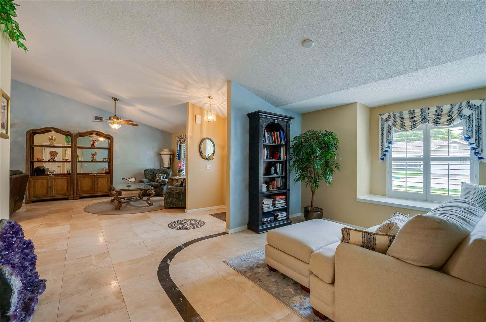 4029 N Waterbridge Cir Property Photo 11