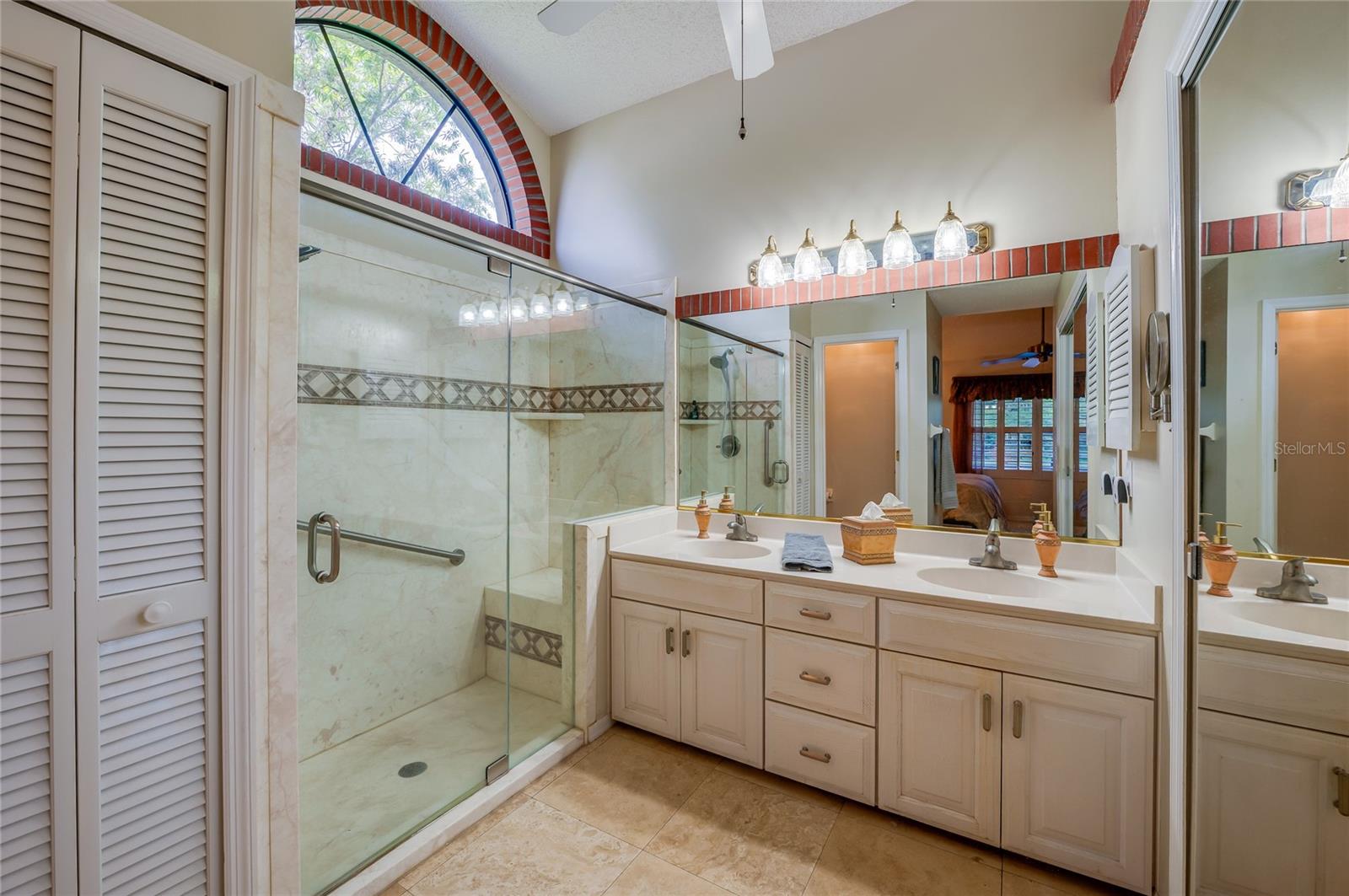 4029 N Waterbridge Cir Property Photo 19