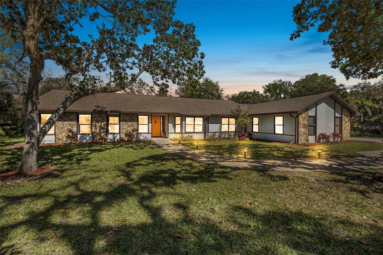 6247 Palomino Cir Property Photo