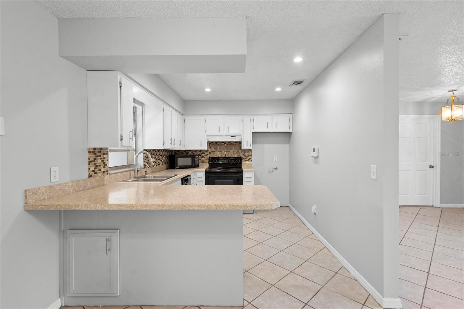 265 S Fairbairn Dr Property Photo 13
