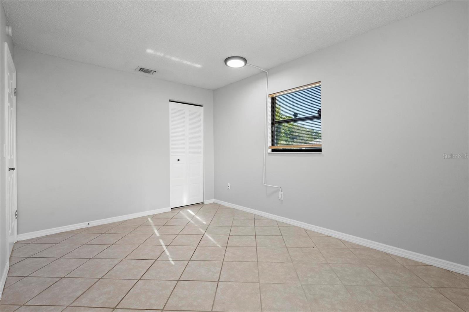 265 S Fairbairn Dr Property Photo 30