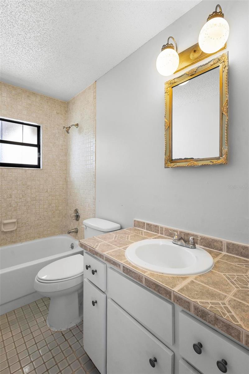 265 S Fairbairn Dr Property Photo 46