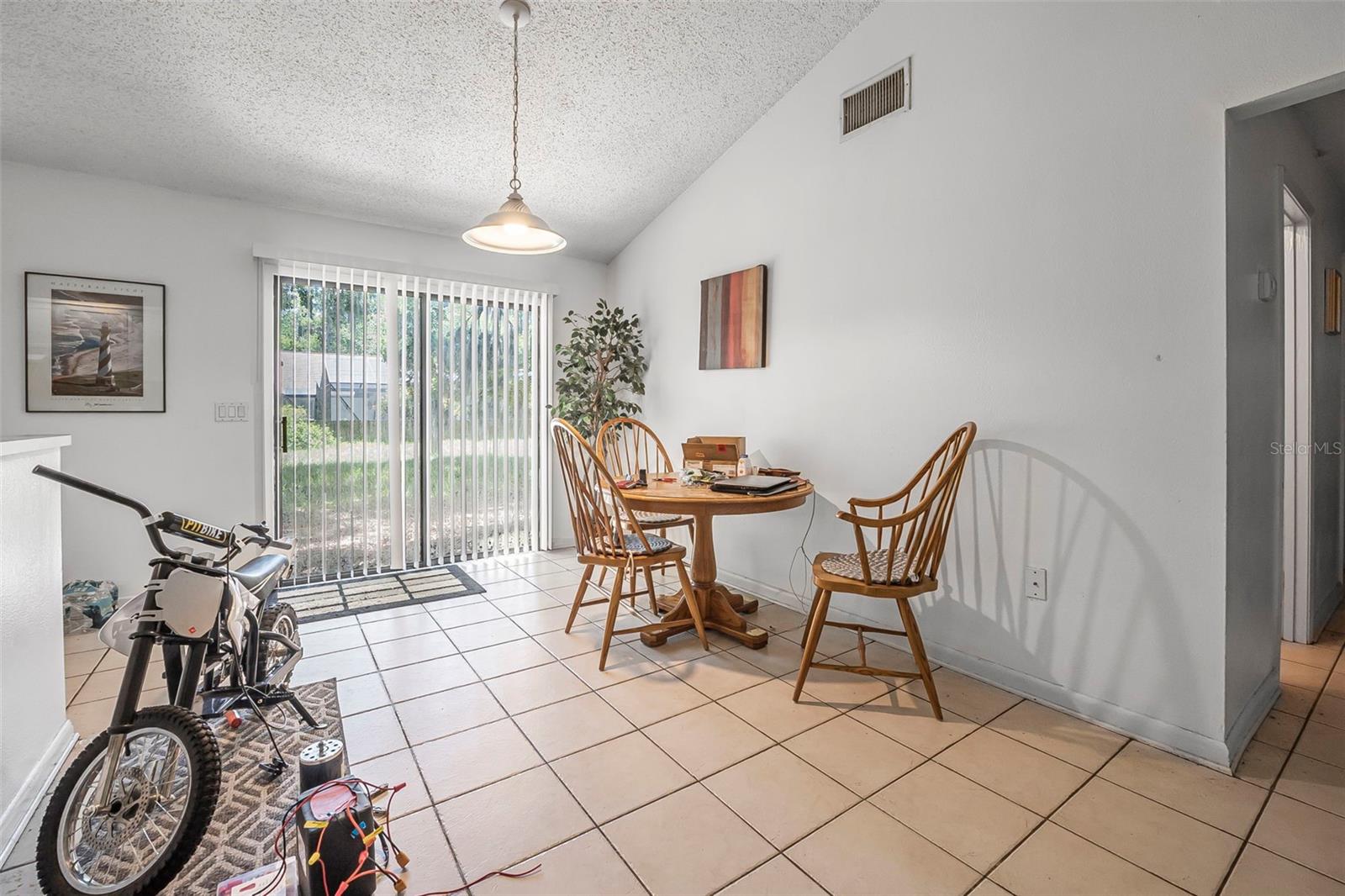 55 Blakemore Dr Property Photo 6