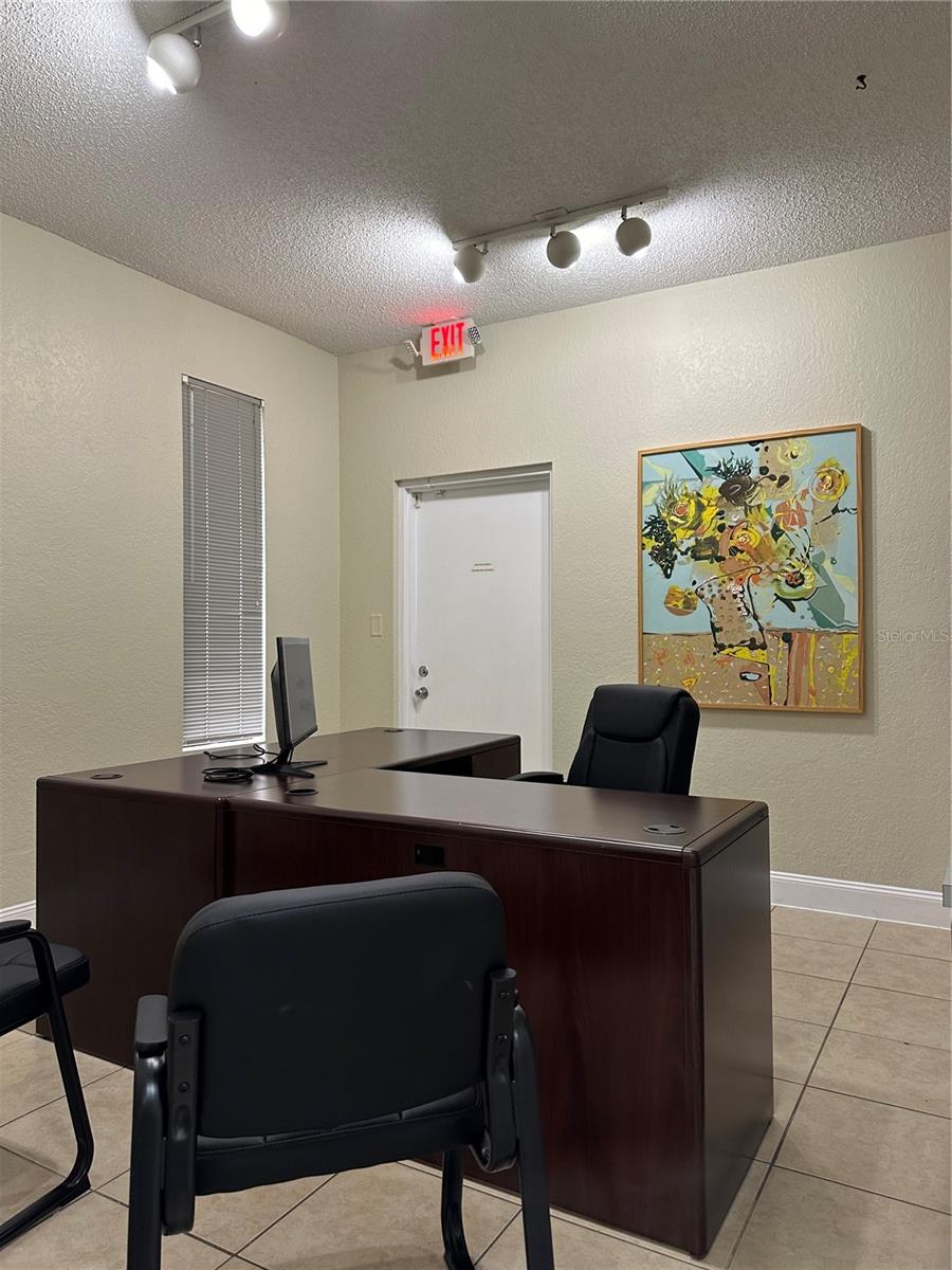 1240 E Normandy Blvd Property Photo 5