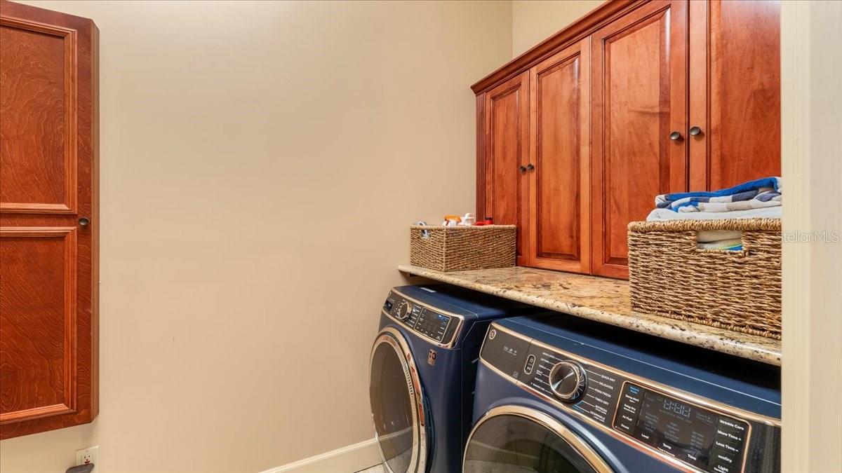2120 N Indian River Dr N Property Photo 60