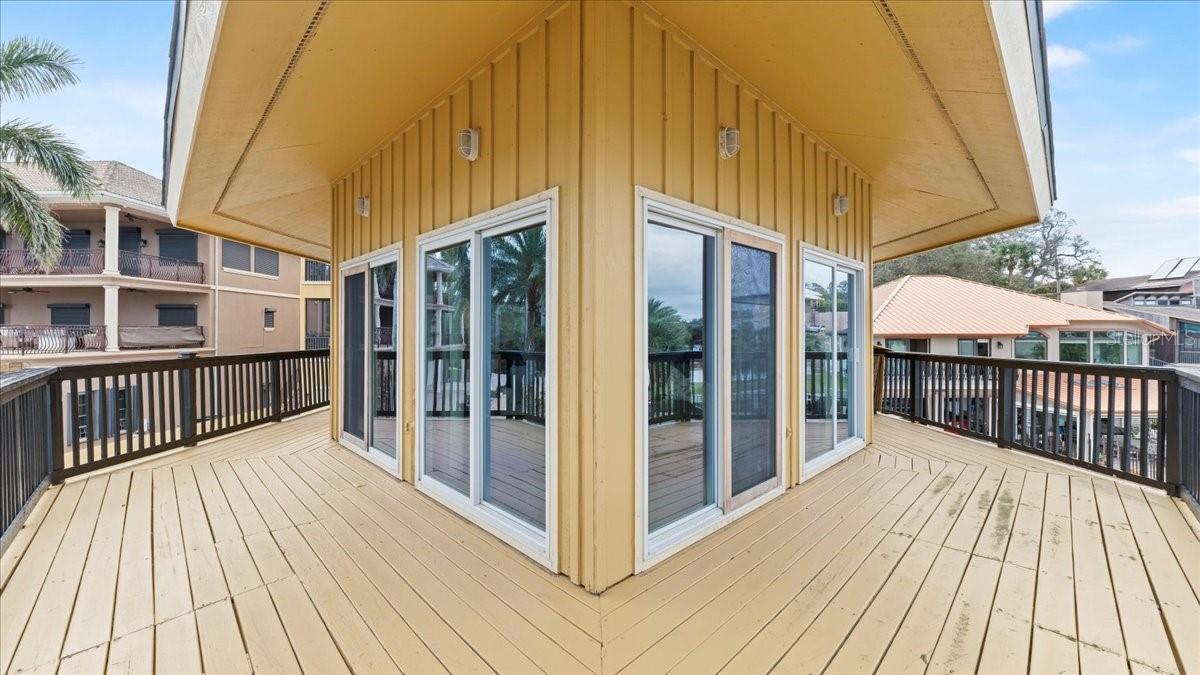 2120 N Indian River Dr N Property Photo 68